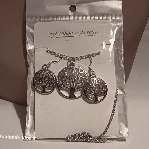 🔴Deleting 1/13🔴Tree of Life Necklace and Earrings Set - Picture 5 of 5